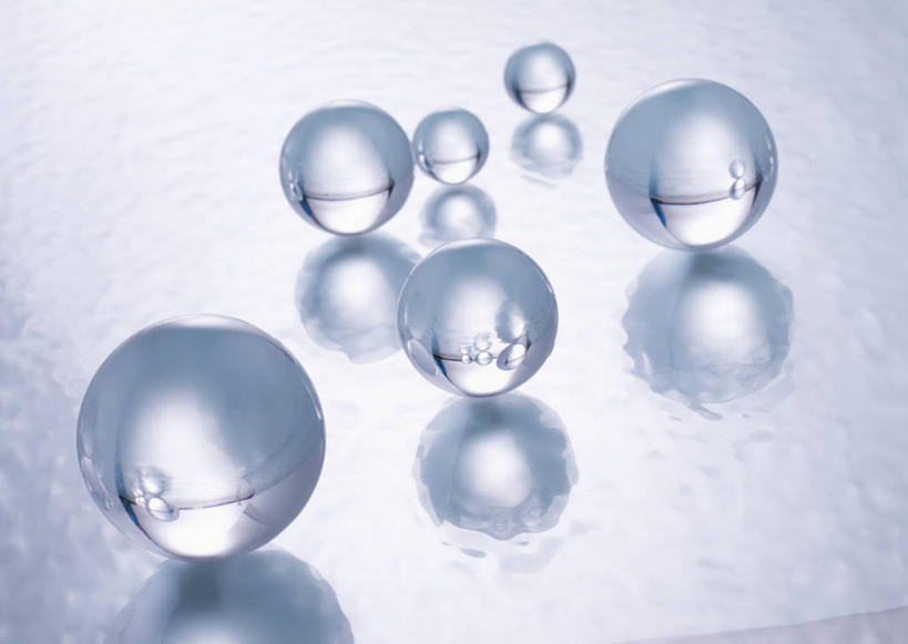 无人,横图,室内,特写,白天,白色背景,正面,水,阴影,透明,反射,圆形,图形,液体,影子,圆,气泡,几何,水泡,白色,泡泡,摄影,影棚,圆弧,卫生,数学,纯真,洁净,光明,恬静,中间色,朴素,清白,彩图,影棚拍摄,拍摄,几何图形,平面图形