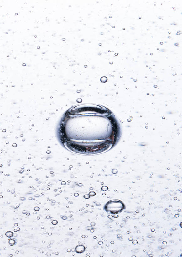 无人,竖图,室内,特写,白天,白色背景,正面,水,阴影,波纹,飞溅,溅,透明,反射,液体,影子,气泡,水滴,涟漪,漩涡,水泡,水珠,水纹,泡泡,波浪,摄影,影棚,圆弧,喷洒,水晕,通明,彩图,影棚拍摄,拍摄