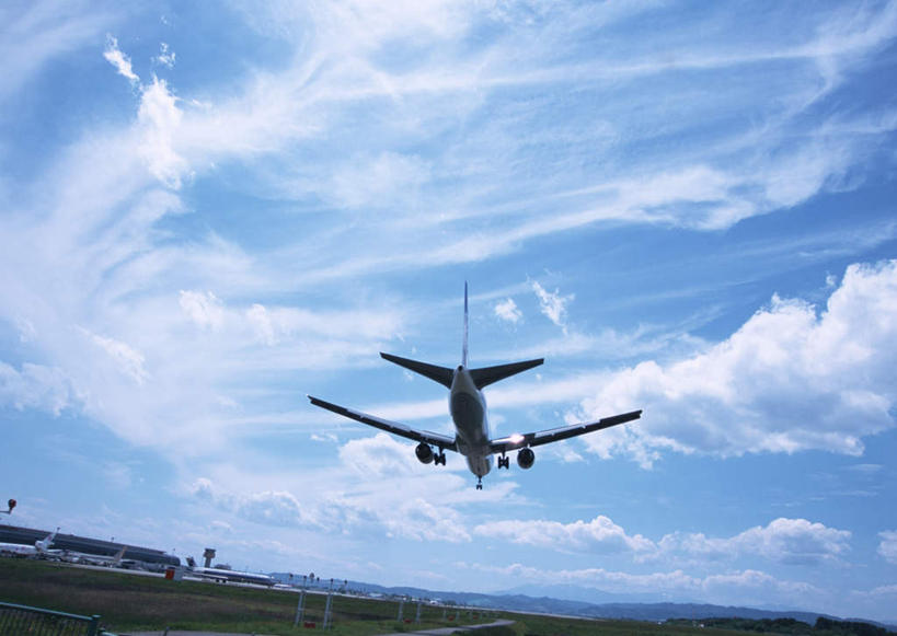 无人,机场,横图,室外,白天,仰视,旅游,度假,草地,草坪,美景,植物,飞机,飞机场,日本,亚洲,飞翔,阴影,飞行,光线,影子,景观,云,云朵,交通,翱翔,云彩,娱乐,航空,飞,草,蓝色,绿色,白云,蓝天,天空,阳光,自然,停机坪,交通工具,天,享受,休闲,景色,放松,运输,一架,晴朗,客机,自然风光,载具,东亚,本州,本州岛,日本国,宫城,宫城县,东北地方,晴空,彩图,低角度拍摄