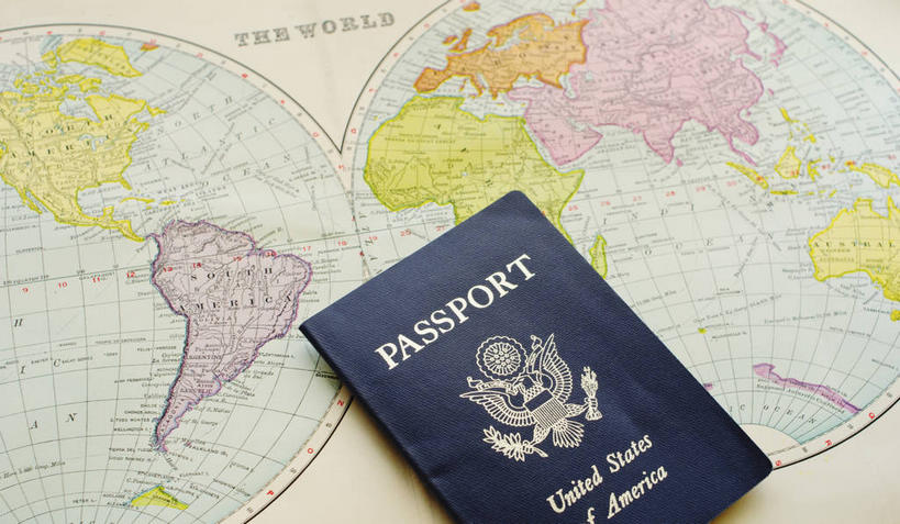 无人,横图,俯视,室内,特写,白天,海洋,静物,地图,一本,一张,阴影,反射,英文,标志,文字,影子,字符,字母,世界地图,陆地,标识,国家,英文字母,护照,大陆,世界,大洋洲,版图,彩图,高角度拍摄