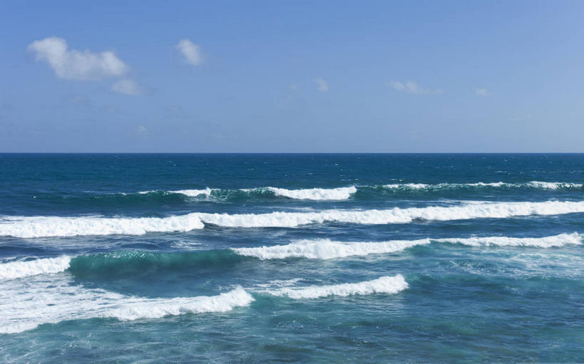 无人,横图,室外,白天,正面,旅游,度假,海浪,海洋,美景,水,波纹,飞溅,溅,液体,景观,浪花,水滴,水平线,云,云朵,辽阔,海平线,涟漪,云彩,娱乐,水珠,蓝色,白云,蓝天,水纹,天空,自然,海水,波浪,天,享受,休闲,广阔,景色,南美,放松,晴朗,一望无际,南美洲,西印度群岛,拉丁美洲,喷洒,自然风光,美洲,海景,圣胡安,首府,水晕,亚美利加洲,南亚美利加洲,圣胡安市,波多黎各,波多黎各自由邦,大安的列斯群岛,无边无际,一马平川,大海,风浪,海,海水的波动,近岸浪,涌浪,晴空,彩图,水天相接,水天一线