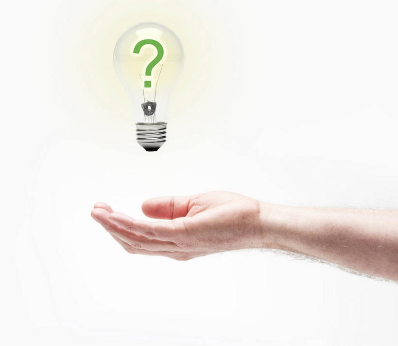 西方人,手,一个人,捧,横图,室内,特写,白天,白色背景,侧面,照明,欧洲,欧洲人,仅一个男性,仅一个人,仅一个中年男性,阴影,环保,光线,灯泡,影子,灯光,灯,一个,绿色,灯具,手部,摄影,白炽灯,影棚,能源,单个,单手,照亮,回收,资源,问号,利用,低碳,循环,照明工具,白炽灯泡,持续,男人,男性,中年男性,白种人,端,端着,捧着,手捧,半身,彩图,影棚拍摄,拍摄