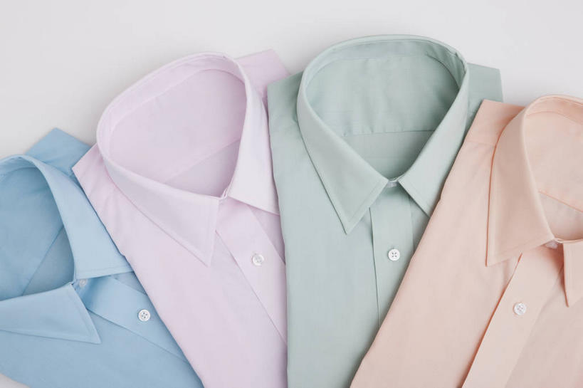 无人,横图,俯视,室内,特写,白天,白色背景,衬衫,静物,一排,阴影,服装,整齐,反射,影子,排列,衣服,粉色,蓝色,绿色,橙色,摄影,服饰,影棚,衣着,穿着,队列,衣饰,彩图,高角度拍摄,影棚拍摄,衬衣,拍摄