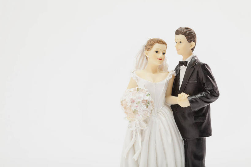 西方人,无人,两个人,家庭,夫妻,新娘,新郎,站,握手,横图,室内,白天,白色背景,正面,婚纱,衬衫,西装,爱情,婚礼,快乐,静物,雕塑,欧洲,欧洲人,握,套装,头纱,正装,庆祝,艺术,装饰,盛开,雕刻,雕像,领结,捧花,手捧花,结婚,浪漫,拿,花蕾,拿着,注视,职业装,花,花瓣,花朵,鲜花,工艺品,花束,花苞,花蕊,观察,看,站着,温暖,温馨,喜庆,一家人,恩爱,握着,恋人,摄影,影棚,观看,纪念,美术,和睦,察看,象征,庄重,关注,主题,身份,陈列,功能,美学,正式,地位,两尊,婚礼捧花,男人,男性,年轻男性,年轻女性,女人,女性,白种人,年轻人,夫妇,情侣,搀手,拉手,手搀手,手拉手,手牵手,手握手,站立,半身,彩图,影棚拍摄,衬衣,婚礼服,礼服,高兴,拍摄,婚礼头纱,伴侣,融洽