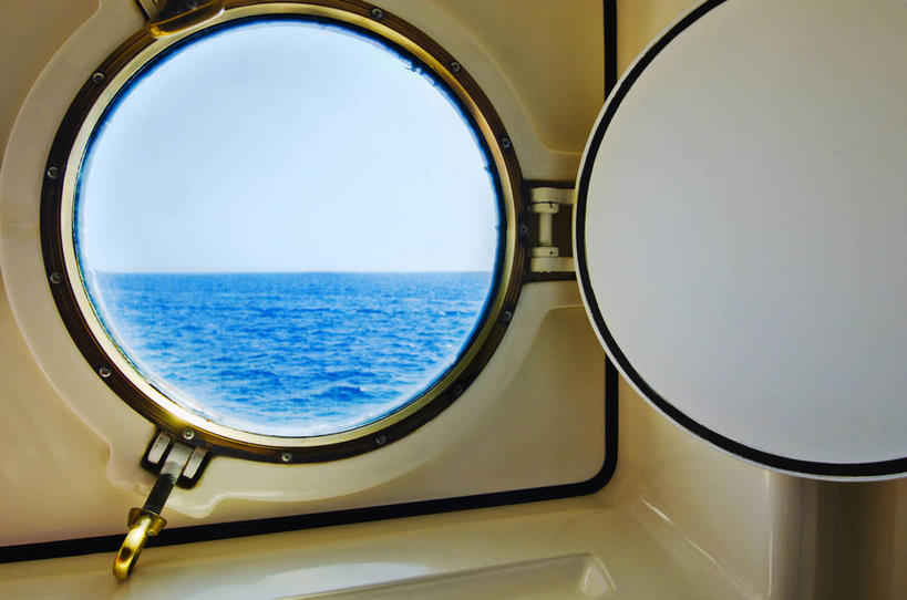 无人,横图,室内,白天,正面,旅游,度假,海浪,海洋,美景,窗户,船,希腊,欧洲,一艘,阴影,光线,影子,景观,浪花,水平线,辽阔,海平线,娱乐,游轮,玻璃窗,游船,蓝色,蓝天,天空,阳光,自然,海水,交通工具,天,享受,休闲,广阔,景色,放松,晴朗,一望无际,自然风光,载具,海景,希腊共和国,万里无云,旅游船,无边无际,一马平川,大海,风浪,海,海水的波动,近岸浪,涌浪,晴空,晴空万里,彩图,水天相接,水天一线