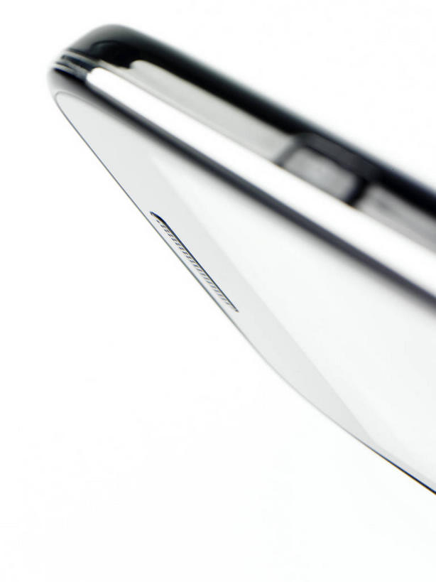 无人,打电话,竖图,室内,特写,白天,白色背景,正面,静物,电话,手机,阴影,反射,影子,通讯设备,白色,摄影,影棚,一部,交流,沟通,通话,彩图,影棚拍摄,拍摄