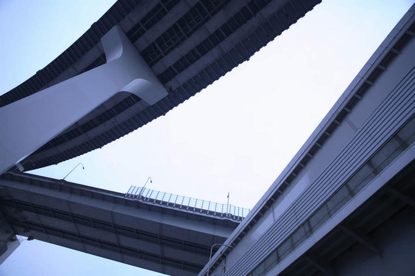 无人,栏杆,横图,室外,白天,仰视,度假,美景,城市风光,城市,大桥,立交桥,桥梁,东京,日本,亚洲,支柱,景观,高架,围栏,斜拉桥,桥,娱乐,护栏,蓝色,蓝天,天空,天,享受,休闲,景色,放松,晴朗,御台场,东亚,本州,万里无云,关东地方,本州岛,日本国,东京都,东京港,台场,晴空,晴空万里,彩图,低角度拍摄