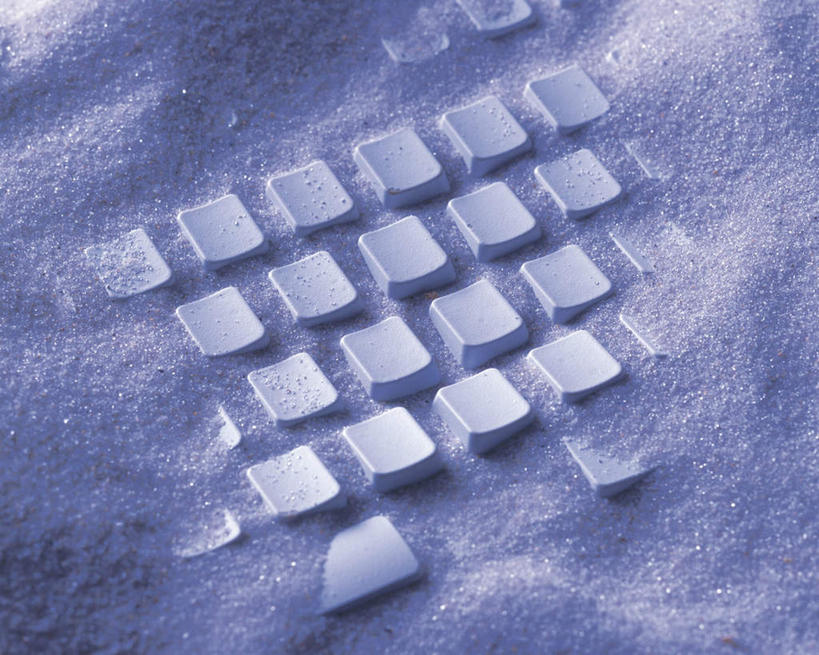 无人,横图,俯视,室内,特写,白天,键盘,静物,一堆,一排,许多,堆叠,堆积,紫色背景,整齐,方块,沙子,输入设备,通讯设备,排列,一个,单个,堆,队列,通信设备,按键,彩图,高角度拍摄