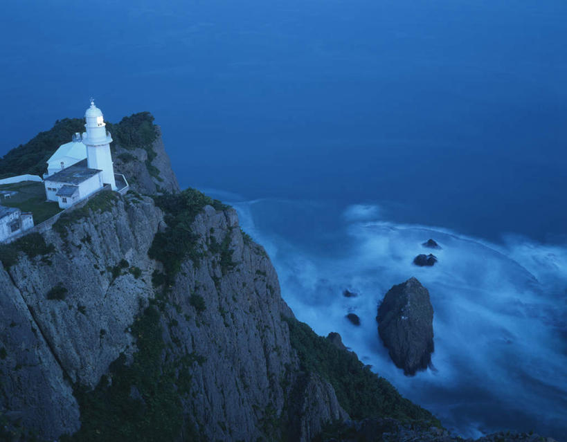 无人,家,横图,俯视,航拍,室外,白天,旅游,度假,海浪,海洋,石头,美景,北海道,日本,亚洲,石子,城堡,房屋,屋子,景观,浪花,悬崖,娱乐,楼房,住宅,自然,海水,享受,休闲,景色,放松,鸟瞰,自然风光,陡崖,海景,东亚,日本国,北海道地方,北海道岛,地球岬,危险,大海,风浪,海,海水的波动,近岸浪,石块,岩石,涌浪,彩图,高角度拍摄,房子