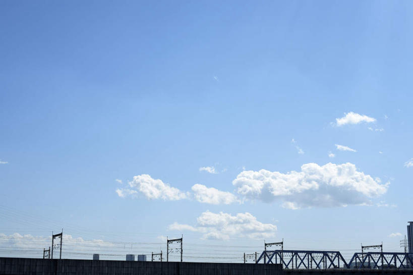 无人,高楼大厦,横图,室外,白天,正面,度假,美景,城市风光,城市,大桥,大厦,建筑,立交桥,摩天大楼,桥梁,东京,日本,亚洲,电力,钢材,电缆,电线,支架,景观,云,云朵,高架,斜拉桥,桥,云彩,娱乐,电塔,蓝色,白云,蓝天,天空,天,享受,休闲,景色,放松,能源,晴朗,支撑,资源,供电设备,东亚,高压电塔,高压输电线,本州,关东地方,本州岛,日本国,东京都,高压电线塔,高压塔,晴空,彩图,大楼,高层建筑,高楼,摩天楼