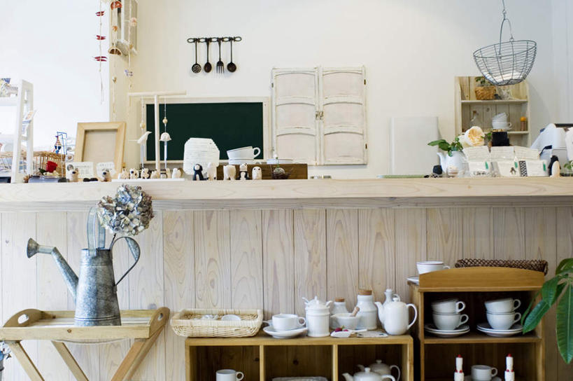 无人,家,横图,室内,白天,正面,烹饪,别墅,家具,装修,建筑,静物,杯子,餐具,厨具,相框,欧式,一堆,堆叠,堆积,装饰,瓷器,碟子,壶,盘,勺子,房屋,屋子,公寓,咖啡杯,陶瓷制品,豪华,洒水壶,建设,装潢,洋房,楼房,住宅,水壶,盘子,调羹,碟,室内装潢,汤匙,堆,明亮,舒适,家居装潢,瓷杯,房屋设计,地中海风格,古典风格,室内设计,宽敞,烹饪用具,样板房装潢,浇水壶,设计,进餐用具,烹调用具,烹调,彩图,房子