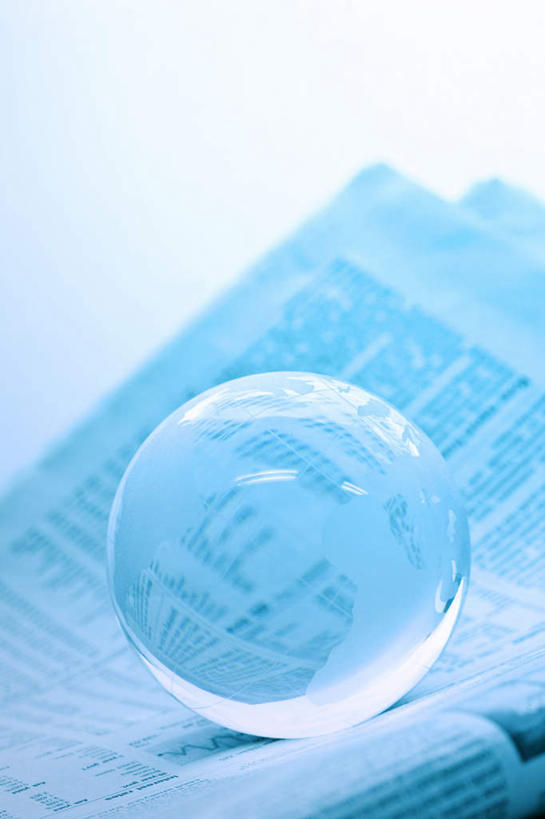 无人,竖图,俯视,室内,特写,白天,仪器,海洋,报纸,地图,朦胧,模糊,网格,信息,地球仪,线条,世界地图,地球,陆地,全球,球,一个,经纬线,模型,球体,摄影,地理,国家,影棚,单个,新闻,一份,大陆,世界,纬线,版图,经线,经纬仪,地理学,彩图,高角度拍摄,影棚拍摄,拍摄,大洋,大洲,报刊