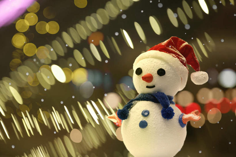 无人,横图,室内,白天,正面,游戏,数码,科技,雪,大雪,玩具,圣诞节,阴影,节日,朦胧,模糊,庆祝,网络,玩偶,积雪,雪景,雪人,冬季,冬天,高光,几何,计算机图形,玩,合成,文化,娱乐,一个,庆典,休闲,寒冷,益智,单个,活动,纪念,电脑合成图,数码合成图,发泄,消遣,智力,写实,具体,具象,宣泄,严寒,玩耍,嬉戏,彩图,拟人