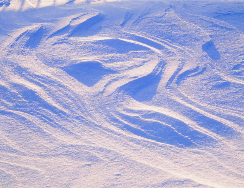 无人,横图,俯视,室内,特写,白天,旅游,度假,美景,雪,大雪,阴影,波纹,条纹,光线,纹路,纹理,影子,积雪,景观,雪景,冬季,冬天,娱乐,水纹,阳光,自然,波浪,享受,休闲,景色,放松,寒冷,自然风光,严寒,彩图,高角度拍摄