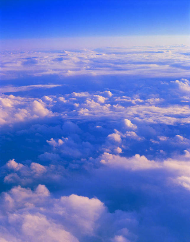 无人,竖图,俯视,室内,白天,日出,美景,太阳,一堆,阴影,堆叠,堆积,光线,影子,景观,云,云朵,朝霞,晨曦,黎明,云彩,蓝色,白云,蓝天,天空,阳光,自然,天,景色,遮,遮掩,堆,掩盖,遮挡,自然风光,遮盖,掩饰,朝阳,彩图,高角度拍摄,破晓