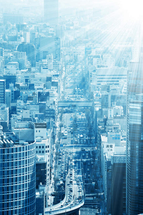 无人,高楼大厦,竖图,俯视,航拍,室外,白天,度假,美景,太阳,城市风光,城市,大桥,大厦,道路,建筑,立交桥,路,摩天大楼,桥梁,公路,汽车,阴影,光线,影子,景观,云,云朵,高架,斜拉桥,桥,交通,云彩,娱乐,建设,车,蓝色,白云,蓝天,天空,阳光,交通工具,轿车,天,享受,休闲,景色,放松,晴朗,鸟瞰,晴空,马路,彩图,高角度拍摄,大楼,高层建筑,高楼,摩天楼