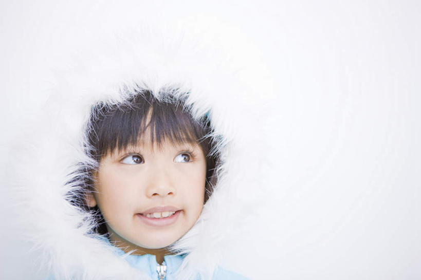 东方人,儿童,脸,头,脸颊,一个人,站,笑,微笑,露齿笑,横图,室内,特写,白天,白色背景,正面,纯洁,帽子,亚洲,仅一个女性,仅一个人,注视,黄种人,小孩,观察,看,站着,仅一个小孩,可爱,童年,童趣,摄影,影棚,观看,察看,关注,童真,烂漫,无邪,棉帽,天真,女孩,女人,女性,亚洲人,孩子,头部,脸部,脸蛋,面部,站立,半身,彩图,影棚拍摄,拍摄,女生
