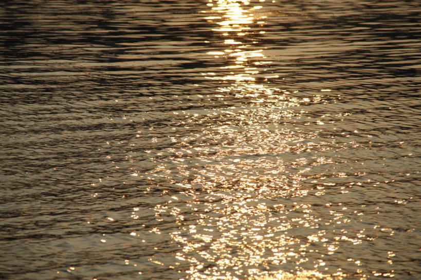 无人,横图,俯视,室外,白天,旅游,度假,海浪,海洋,美景,日落,景观,浪花,晚霞,霞光,娱乐,自然,海水,黄昏,享受,休闲,景色,彩霞,放松,波光粼粼,自然风光,海景,大海,风浪,海,海水的波动,近岸浪,涌浪,夕阳,彩图,高角度拍摄