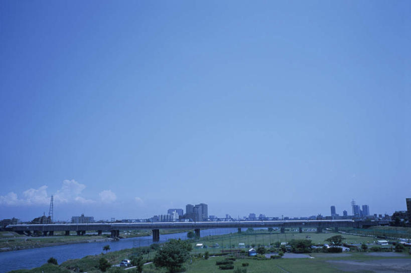 无人,高楼大厦,横图,俯视,室外,白天,度假,草地,草坪,海浪,海洋,美景,植物,城市风光,标志建筑,城市,大桥,大厦,地标,建筑,立交桥,摩天大楼,桥梁,东京,日本,亚洲,景观,浪花,高架,斜拉桥,桥,娱乐,建设,草,树,树木,蓝色,绿色,蓝天,天空,自然,海水,天,享受,休闲,景色,放松,生长,成长,海景,东亚,本州,关东地方,本州岛,日本国,东京都,大海,风浪,海,海水的波动,近岸浪,涌浪,彩图,高角度拍摄,大楼,高层建筑,高楼,摩天楼