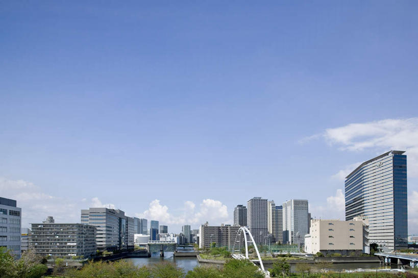 无人,高楼大厦,横图,俯视,航拍,室外,白天,度假,河流,美景,水,植物,城市风光,标志建筑,城市,大桥,大厦,地标,建筑,立交桥,摩天大楼,桥梁,东京,日本,亚洲,河水,景观,水流,云,云朵,高架,斜拉桥,桥,云彩,娱乐,建设,树,树木,蓝色,绿色,白云,蓝天,天空,自然,天,享受,休闲,景色,放松,生长,晴朗,成长,鸟瞰,东亚,本州,关东地方,本州岛,日本国,东京都,晴空,彩图,高角度拍摄,大楼,高层建筑,高楼,摩天楼