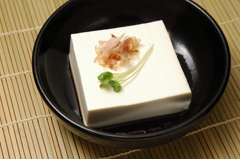 豆腐,无人,横图,俯视,室内,特写,白天,烹饪,蔬菜,餐具,一块,新鲜,陶瓷,豆芽,日本料理,料理,食品,陶瓷制品,榻榻米,菜肴,美食,食物,一个,容器,碗,日式料理,日式,佳肴,有机食品,绿色食品,单个,储藏,豆制品,储存,豆芽菜,芽苗菜,进餐用具,烹调用具,彩图,高角度拍摄,贮存