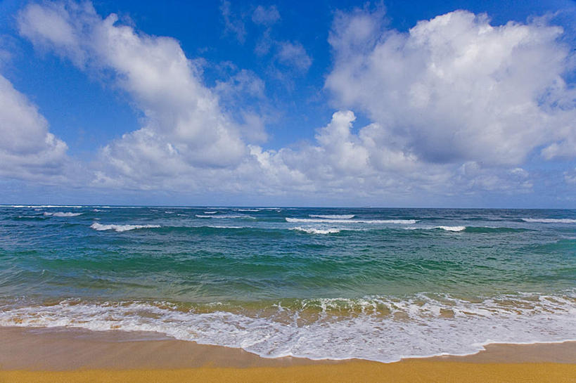 无人,横图,室外,白天,正面,旅游,度假,岛屿,海浪,海洋,美景,沙滩,水,夏威夷,美国,阴影,飞溅,溅,光线,沙子,液体,影子,海岸,景观,浪花,水滴,云,云朵,沙地,云彩,娱乐,水珠,蓝色,白云,蓝天,天空,阳光,自然,海水,天,享受,休闲,景色,放松,北美,北美洲,喷洒,自然风光,美洲,海景,夏威夷岛,夏威夷州,爱洛哈之州,北亚美利加洲,亚美利加洲,大岛,大海,风浪,海,海水的波动,海滩,近岸浪,列岛,群岛,涌浪,诸岛,彩图