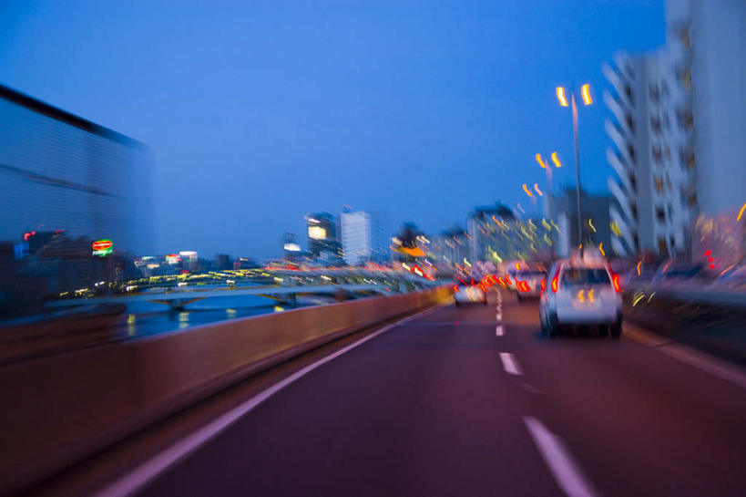 无人,高楼大厦,横图,室外,夜晚,正面,度假,美景,城市风光,城市,大厦,道路,建筑,路,路灯,摩天大楼,公路,汽车,照明,东京,日本,亚洲,一排,许多,阴影,整齐,光线,影子,景观,灯光,分界线,停车线,交通,娱乐,建设,车,灯,排列,交通工具,轿车,享受,休闲,景色,放松,车行道,车行道分界线,照亮,照明设备,队列,载具,标线,东亚,车行线,本州,关东地方,本州岛,日本国,东京都,马路,彩图,大楼,高层建筑,高楼,摩天楼