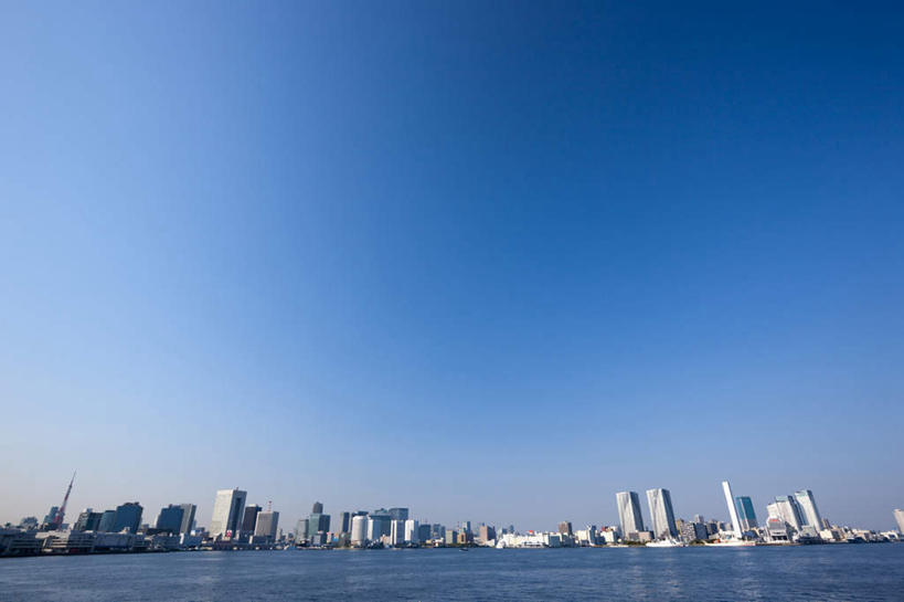 无人,高楼大厦,横图,全景,室外,白天,正面,度假,办公楼,海浪,海洋,美景,天际线,城市风光,标志建筑,城市,大厦,地标,建筑,摩天大楼,写字楼,东京,日本,亚洲,景观,浪花,东京湾,娱乐,建设,蓝色,蓝天,天空,海水,楼宇,天,享受,休闲,商务楼,景色,放松,晴朗,御台场,海景,东亚,本州,万里无云,关东地方,本州岛,日本国,东京都,东京港,台场,大海,风浪,海,海水的波动,近岸浪,涌浪,晴空,晴空万里,彩图,大楼,高层建筑,高楼,摩天楼