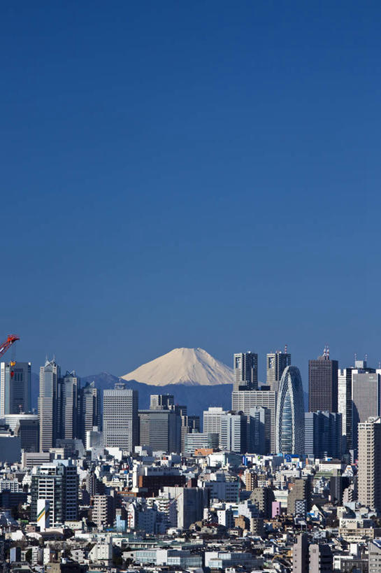 无人,高楼大厦,竖图,俯视,航拍,室外,白天,度假,办公楼,火山,美景,山,雪山,城市风光,标志建筑,城市,大厦,地标,建筑,摩天大楼,写字楼,富士山,静冈县,日本,亚洲,景观,山峰,山峦,娱乐,建设,蓝色,蓝天,天空,楼宇,天,享受,休闲,商务楼,景色,放松,晴朗,鸟瞰,东亚,本州,万里无云,本州岛,日本国,中部地方,静冈,山梨,山梨县,活火山,晴空,晴空万里,彩图,高角度拍摄,大楼,高层建筑,高楼,摩天楼