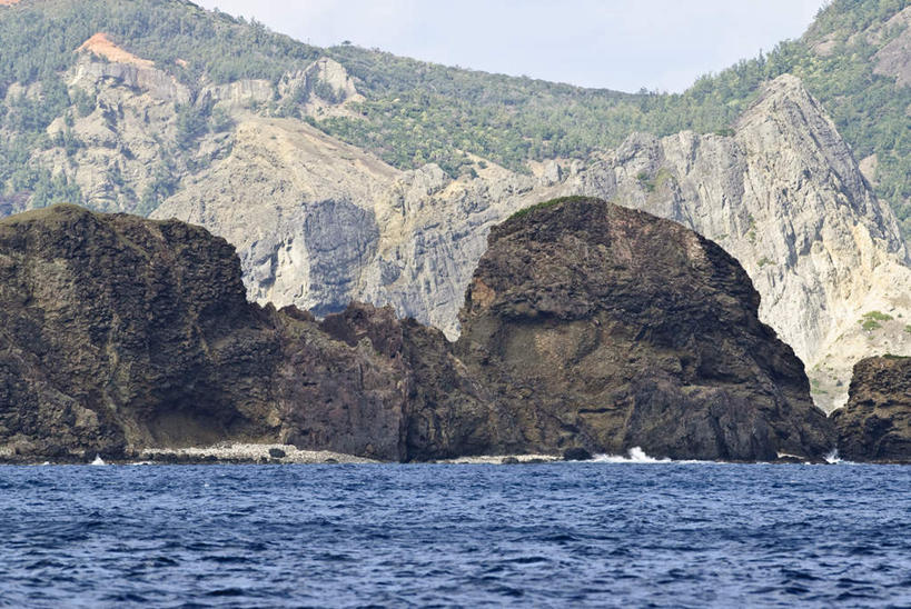 无人,横图,室外,白天,正面,旅游,度假,草地,草坪,海浪,海洋,礁石,石头,美景,水,植物,东京,日本,亚洲,阴影,飞溅,溅,光线,石子,液体,影子,景观,浪花,水滴,云,云朵,云彩,娱乐,水珠,草,树,树木,蓝色,绿色,白云,蓝天,天空,阳光,自然,海水,天,享受,休闲,景色,放松,生长,成长,喷洒,自然风光,海景,东亚,本州,关东地方,本州岛,日本国,东京都,大海,风浪,海,海水的波动,礁,近岸浪,石块,岩石,涌浪,彩图