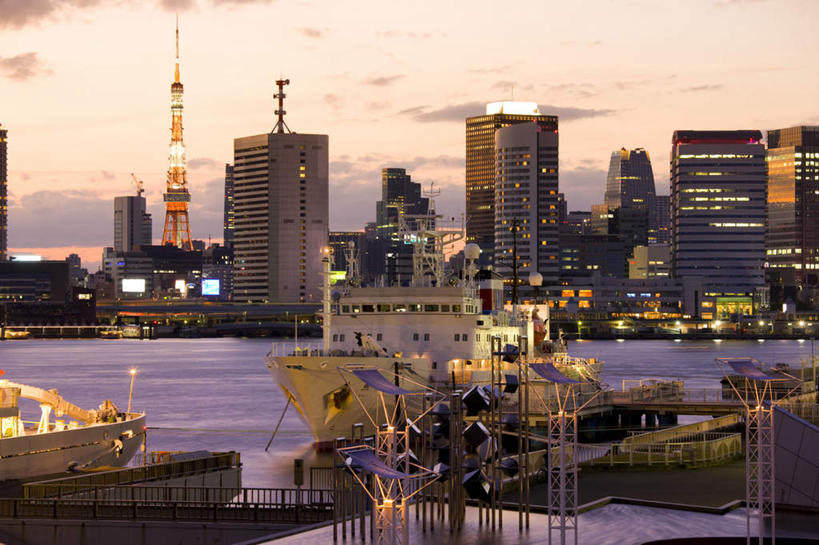 无人,高楼大厦,栏杆,横图,室外,白天,正面,度假,河流,美景,日落,水,植物,城市风光,城市,大桥,大厦,道路,建筑,立交桥,路,路灯,轮船,摩天大楼,桥梁,公路,船,照明,东京,日本,亚洲,河水,景观,水流,晚霞,霞光,云,云朵,落日,高架,围栏,斜拉桥,桥,灯光,交通,东京铁塔,云彩,娱乐,护栏,灯,树,树木,绿色,白云,天空,自然,黄昏,交通工具,天,享受,休闲,金色,景色,彩霞,放松,生长,成长,东京塔,照亮,照明设备,载具,东亚,本州,关东地方,本州岛,日本国,东京都,日本电波塔,夕照,夕阳,马路,彩图,大楼,高层建筑,高楼,摩天楼,斜阳