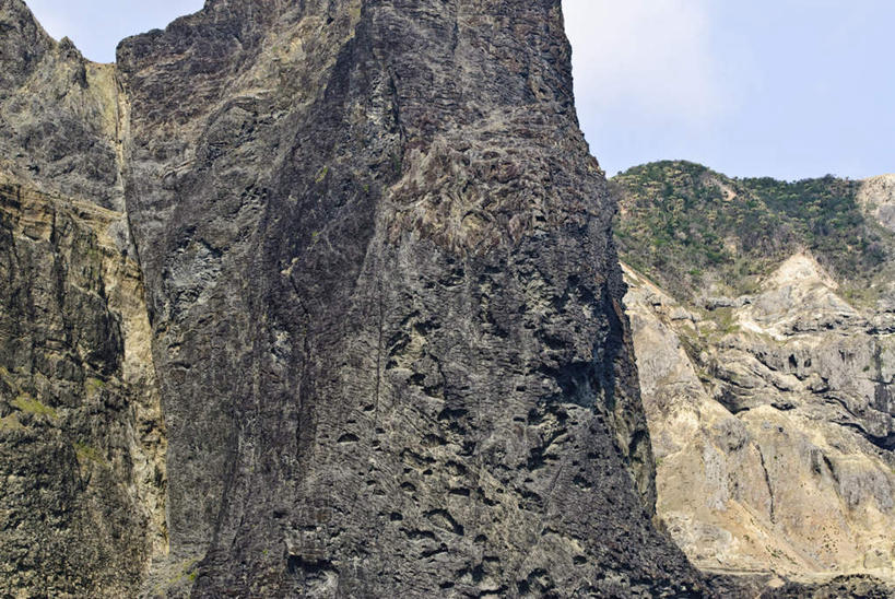 无人,横图,室外,白天,正面,旅游,度假,石头,美景,山,山脉,植物,东京,日本,亚洲,阴影,光线,石子,影子,景观,山峰,云,云朵,山峦,云彩,娱乐,树,树木,蓝色,绿色,白云,蓝天,天空,阳光,自然,群山,天,享受,休闲,景色,放松,生长,成长,自然风光,东亚,本州,关东地方,本州岛,日本国,东京都,石块,岩石,彩图