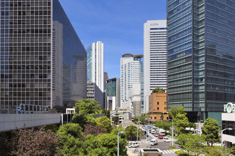 无人,高楼大厦,横图,室外,白天,正面,度假,草地,草坪,美景,植物,窗户,城市风光,城市,大桥,大厦,建筑,立交桥,摩天大楼,桥梁,日本,亚洲,一排,许多,阴影,整齐,光线,影子,景观,云,云朵,高架,斜拉桥,桥,云彩,娱乐,玻璃窗,草,树,树木,排列,蓝色,绿色,白云,蓝天,天空,阳光,自然,天,享受,休闲,景色,放松,大阪,生长,成长,队列,东亚,本州,大阪府,本州岛,日本国,近畿地方,近畿,彩图,大楼,高层建筑,高楼,摩天楼
