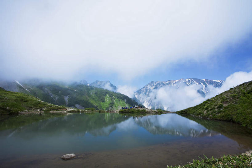 无人,横图,室外,白天,正面,旅游,度假,草地,草坪,湖,湖泊,美景,山,山脉,水,植物,雾,长野县,日本,亚洲,一堆,阴影,堆叠,堆积,朦胧,模糊,光线,影子,湖面,景观,山峰,水流,水面,云,云朵,山峦,云彩,娱乐,草,树,树木,蓝色,绿色,白云,蓝天,天空,阳光,自然,湖水,群山,天,享受,休闲,景色,放松,生长,成长,堆,迷雾,自然风光,东亚,本州,本州岛,日本国,中部地方,长野,大雾,彩图
