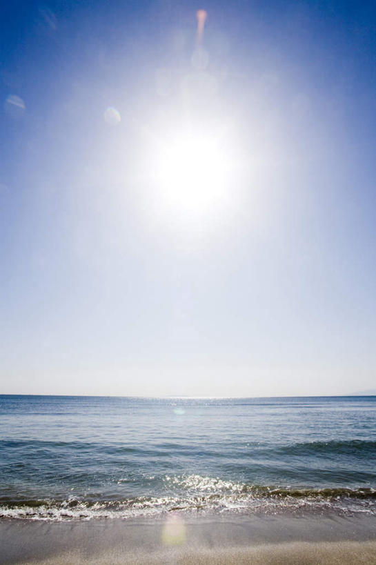 无人,竖图,俯视,室外,白天,旅游,度假,海浪,海洋,美景,沙滩,太阳,神奈川,日本,亚洲,阴影,光线,沙子,影子,海岸,景观,浪花,水平线,辽阔,海平线,沙地,神奈川县,娱乐,蓝色,蓝天,天空,阳光,自然,海水,天,享受,休闲,广阔,景色,放松,晴朗,一望无际,自然风光,海景,东亚,本州,万里无云,关东地方,本州岛,日本国,无边无际,一马平川,大海,风浪,海,海水的波动,海滩,近岸浪,涌浪,晴空,晴空万里,彩图,高角度拍摄,水天相接,水天一线