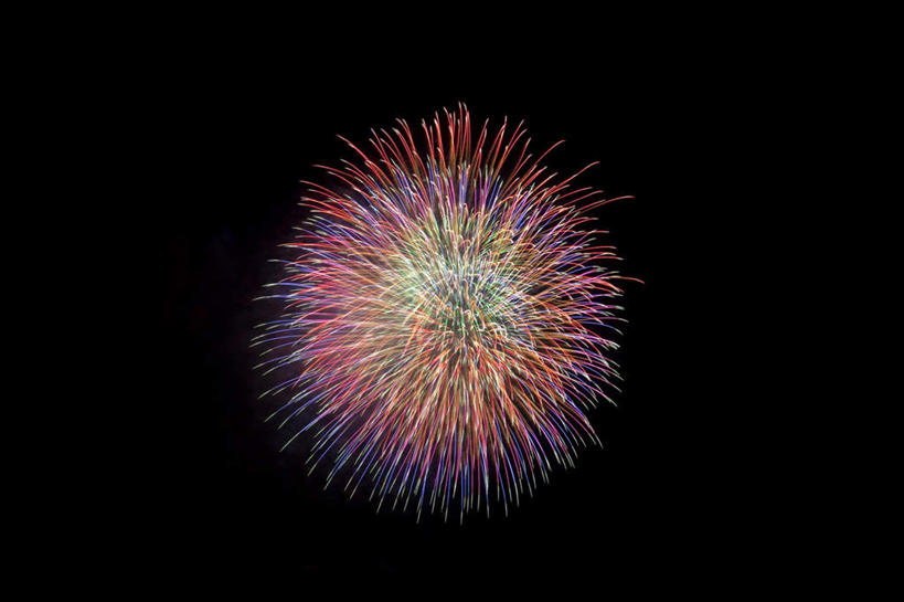 无人,横图,彩色,室外,特写,夜晚,仰视,爆炸,烟火,日本,亚洲,许多,黑色背景,光线,光泽,烟雾,光芒,辉煌,美丽,照射,扩散,黄色,红色,绿色,紫色,焰火,灿烂,闪耀,闪烁,壮丽,礼花,照耀,五彩缤纷,光辉,东亚,烂漫,本州,本州岛,日本国,中部地方,山梨,山梨县,花炮,礼花炮,绚烂,毫光,闪动,闪灼,灿艳,绮丽,绚丽,烟花,彩图,低角度拍摄