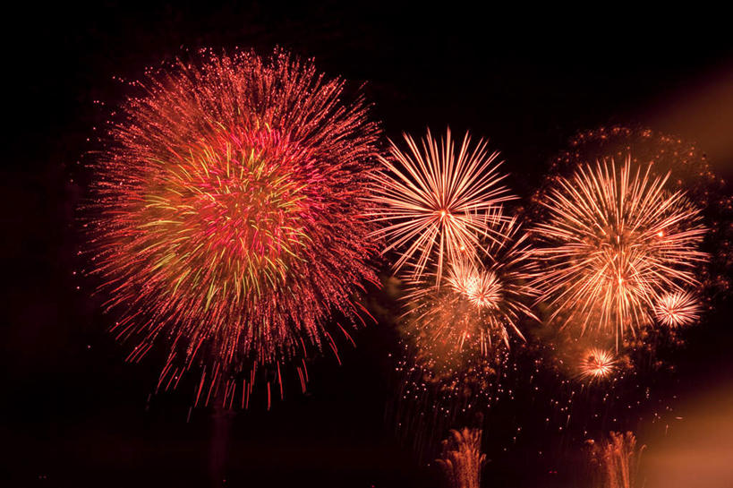 无人,横图,彩色,室外,特写,夜晚,仰视,爆炸,烟火,日本,亚洲,许多,黑色背景,光线,光泽,烟雾,光芒,辉煌,美丽,照射,扩散,粉色,黄色,红色,紫色,焰火,灿烂,闪耀,闪烁,壮丽,礼花,照耀,五彩缤纷,光辉,东亚,烂漫,本州,本州岛,日本国,中部地方,山梨,山梨县,花炮,礼花炮,绚烂,毫光,闪动,闪灼,灿艳,绮丽,绚丽,烟花,彩图,低角度拍摄