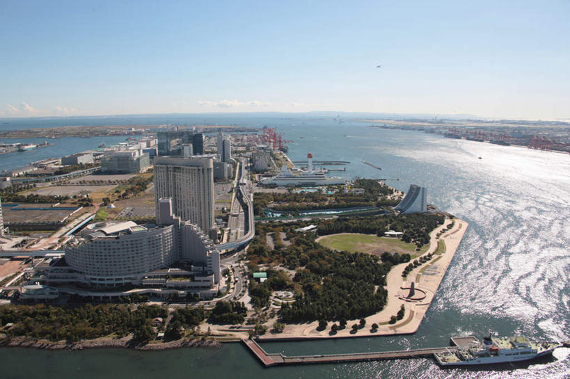 无人,高楼大厦,横图,俯视,航拍,室外,白天,度假,草地,草坪,海洋,美景,树林,植物,城市风光,城市,大厦,建筑,路,摩天大楼,东京,日本,亚洲,阴影,光线,影子,景观,水平线,云,云朵,辽阔,地面,交通,海平线,云彩,娱乐,建设,草,树,树木,蓝色,绿色,白云,蓝天,天空,阳光,自然,海水,天,享受,休闲,广阔,景色,放松,运输,生长,晴朗,成长,一望无际,御台场,鸟瞰,海景,东亚,本州,关东地方,本州岛,日本国,东京都,东京港,台场,无边无际,一马平川,大海,海,晴空,彩图,高角度拍摄,大楼,高层建筑,高楼,摩天楼,水天相接,水天一线