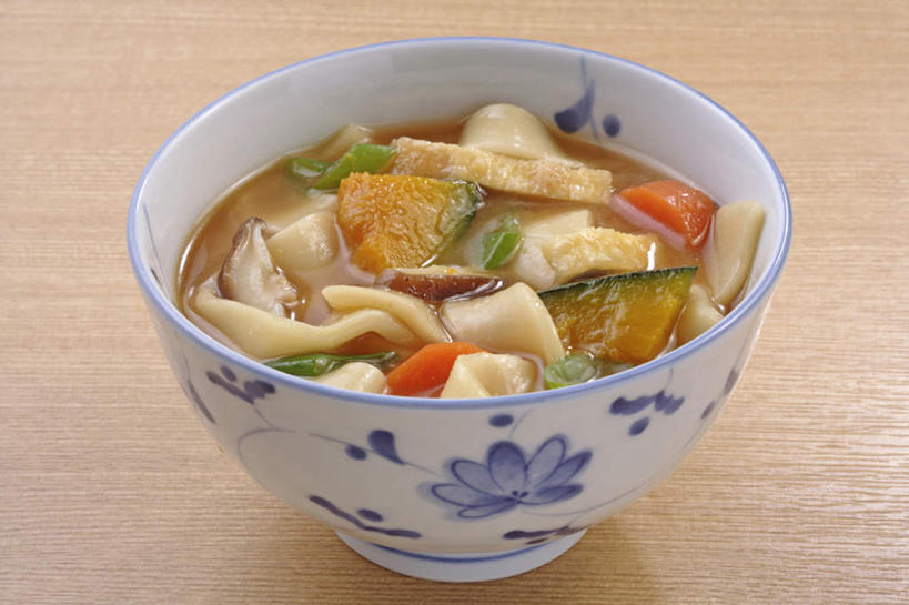 面食,面条,无人,横图,俯视,室内,特写,白天,烹饪,萝卜,胡萝卜,南瓜,一堆,许多,切开,堆叠,堆积,陶瓷,金瓜,青椒,面,汤,日本料理,料理,食品,饺子,面点,陶瓷制品,切块,菜肴,美食,番瓜,食物,一个,容器,碗,日式料理,切,日式,佳肴,单个,储藏,堆,麦瓜,倭瓜,储存,剖面,切面,大椒,菜椒,甜椒,柿子椒,红萝卜,甘荀,灯笼椒,彩图,高角度拍摄,贮存