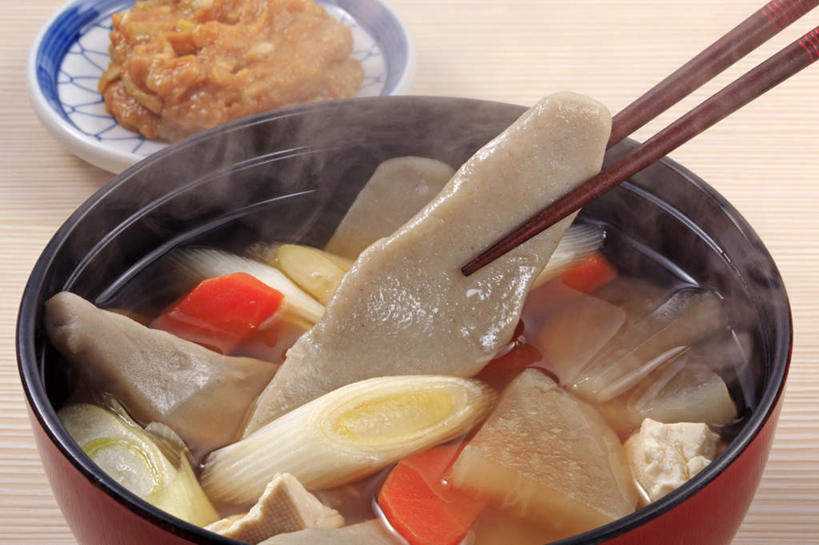 无人,横图,俯视,室内,特写,白天,烹饪,餐桌,筷子,桌面,桌子,萝卜,胡萝卜,蔬菜,餐具,一双,葱,菌菇,蘑菇,青葱,肉,日本料理,料理,食品,菌类,文化,传统,猪肉,菜肴,美食,肉类,食物,碗,日式料理,日式,食用菌,摄影,佳肴,影棚,餐台,礼节,礼仪,肉食,豚肉,进餐用具,烹调用具,红萝卜,甘荀,彩图,高角度拍摄,影棚拍摄,拍摄