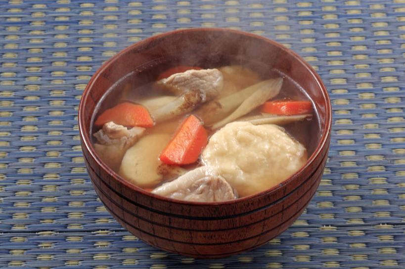 无人,横图,俯视,室内,特写,白天,烹饪,餐桌,桌面,桌子,萝卜,胡萝卜,蔬菜,餐具,葱,菌菇,蘑菇,青葱,肉,日本料理,料理,食品,菌类,猪肉,菜肴,美食,肉类,食物,碗,日式料理,日式,食用菌,摄影,佳肴,影棚,餐台,肉食,豚肉,进餐用具,烹调用具,红萝卜,甘荀,彩图,高角度拍摄,影棚拍摄,拍摄