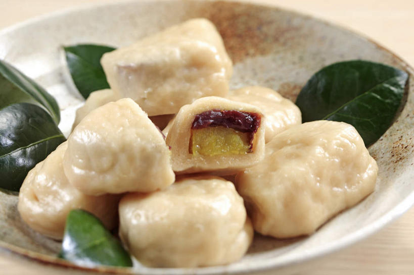 点心,无人,横图,俯视,室内,特写,白天,烹饪,餐桌,桌面,桌子,餐具,叶子,一堆,许多,堆叠,堆积,碟子,盘,和果子,日本料理,料理,食品,甜点,甜品,绿叶,菜肴,美食,食物,糕点,一个,盘子,碟,日式料理,甜食,日式,嫩叶,摄影,佳肴,影棚,单个,餐台,堆,叶,叶片,彩图,高角度拍摄,影棚拍摄,拍摄