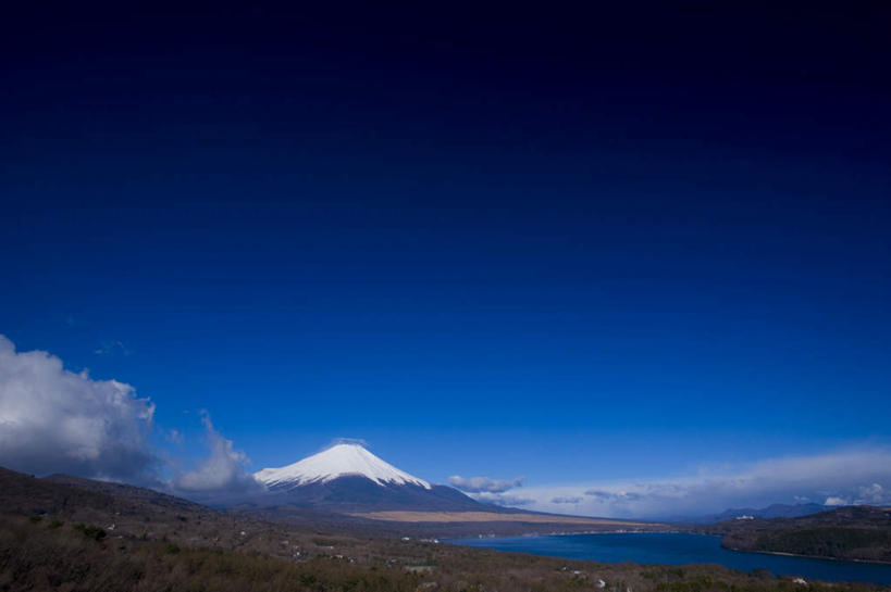 无人,横图,全景,室外,白天,正面,旅游,度假,火山,美景,天际线,富士山,静冈县,日本,亚洲,地平线,景观,云,云朵,辽阔,地面,云彩,娱乐,蓝色,白云,蓝天,天空,自然,天,享受,休闲,景色,放松,晴朗,一望无际,自然风光,延伸,东亚,本州,本州岛,日本国,中部地方,静冈,山梨,山梨县,天地相交,活火山,死火山,休眠火山,晴空,彩图