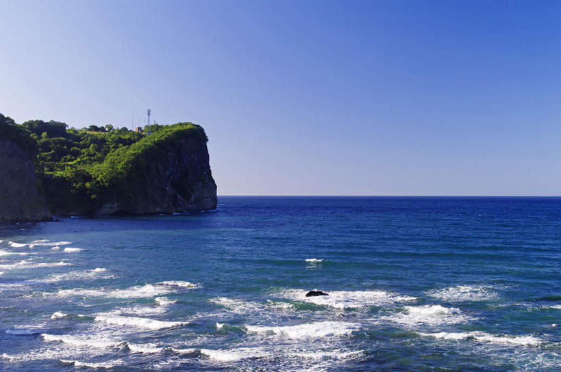 无人,横图,室外,白天,正面,旅游,度假,海浪,海洋,美景,山,山脉,北海道,日本,亚洲,景观,浪花,山峰,水平线,辽阔,海平线,山峦,娱乐,蓝色,蓝天,天空,自然,海水,群山,天,享受,休闲,广阔,景色,放松,晴朗,一望无际,自然风光,海景,东亚,万里无云,日本国,北海道地方,北海道岛,无边无际,一马平川,大海,风浪,海,海水的波动,近岸浪,涌浪,晴空,晴空万里,彩图,水天相接,水天一线