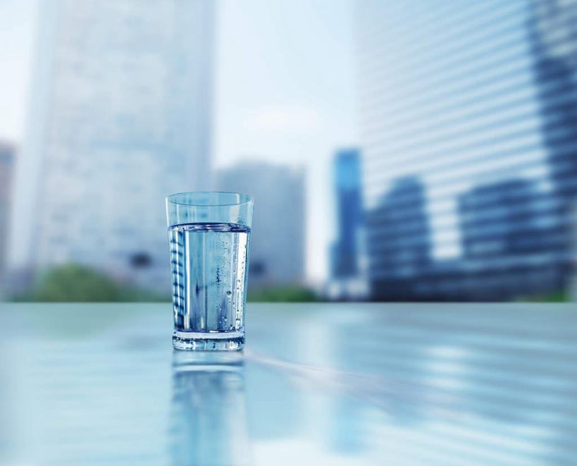 无人,高楼大厦,横图,室内,白天,仰视,度假,数码,科技,美景,水,城市风光,城市,大厦,建筑,摩天大楼,杯子,阴影,朦胧,模糊,反射,网络,液体,影子,景观,水滴,高光,几何,计算机图形,合成,娱乐,建设,玻璃制品,蓝色,蓝天,天空,水杯,天,享受,休闲,景色,放松,晴朗,电脑合成图,数码合成图,万里无云,写实,具体,具象,玻璃杯,晴空,晴空万里,彩图,低角度拍摄,大楼,高层建筑,高楼,摩天楼