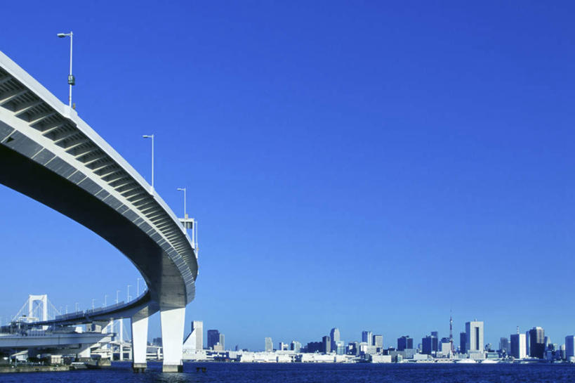 无人,高楼大厦,横图,室外,白天,仰视,度假,美景,城市风光,城市,大厦,道路,建筑,路,摩天大楼,公路,东京,日本,亚洲,景观,高架,彩虹大桥,交通,娱乐,建设,蓝色,蓝天,天空,天,享受,休闲,景色,放松,晴朗,高架桥,东亚,高架道路,跨线桥,本州,万里无云,关东地方,本州岛,日本国,东京都,日本彩虹大桥,晴空,晴空万里,彩图,低角度拍摄,大楼,高层建筑,高楼,摩天楼