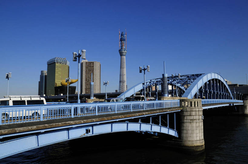 无人,高楼大厦,横图,室外,白天,正面,度假,河流,美景,水,城市风光,标志建筑,城市,大桥,大厦,地标,建筑,立交桥,摩天大楼,桥梁,公共汽车,东京,日本,亚洲,阴影,光线,影子,河水,景观,水流,高架,建筑群,斜拉桥,桥,巴士,公交车,娱乐,建设,车,蓝色,蓝天,天空,阳光,交通工具,天,享受,休闲,景色,放松,晴朗,载具,东亚,本州,万里无云,关东地方,本州岛,日本国,东京都,墨田区,天空树塔,晴空,晴空万里,彩图,大楼,高层建筑,高楼,摩天楼,东京晴空塔,东京天空树,墨田塔,新东京铁塔
