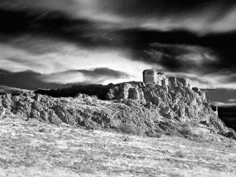 无人,横图,黑白,室外,白天,正面,旅游,度假,美景,山,山脉,西班牙,欧洲,洞,景观,山峰,云,云朵,山峦,云彩,娱乐,白云,蓝天,天空,自然,群山,天,享受,休闲,景色,放松,洞穴,南欧,自然风光,穴,西班牙王国