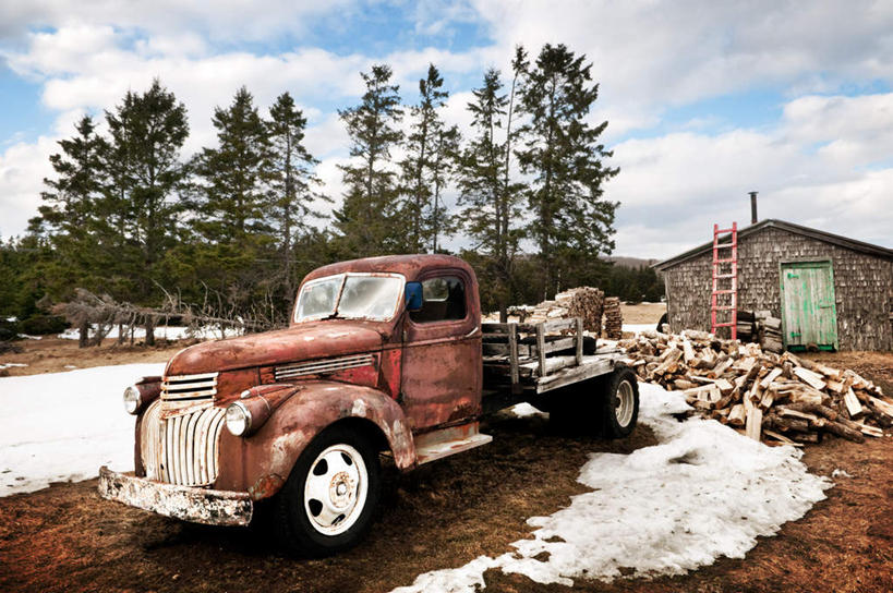 无人,家,攀登,横图,室外,白天,正面,旅游,度假,农业,树林,植物,汽车,加拿大,阴影,光线,梯子,影子,房屋,阶梯,木梯,屋子,云,云朵,云彩,娱乐,楼房,住宅,车,树,树木,蓝色,绿色,白云,蓝天,天空,阳光,自然,建筑工地,交通工具,天,享受,休闲,机械,爬,放松,生长,晴朗,成长,上升,北美,北美洲,载具,拖拉机,美洲,丢弃,新斯科舍,抛弃,北亚美利加洲,亚美利加洲,登高,地盘,建筑地盘,施工地盘,交通运输,农用机械,新斯科舍省,遗弃,摈弃,扔掉,扔弃,甩掉,扬弃,晴空,攀爬,彩图,房子,工地