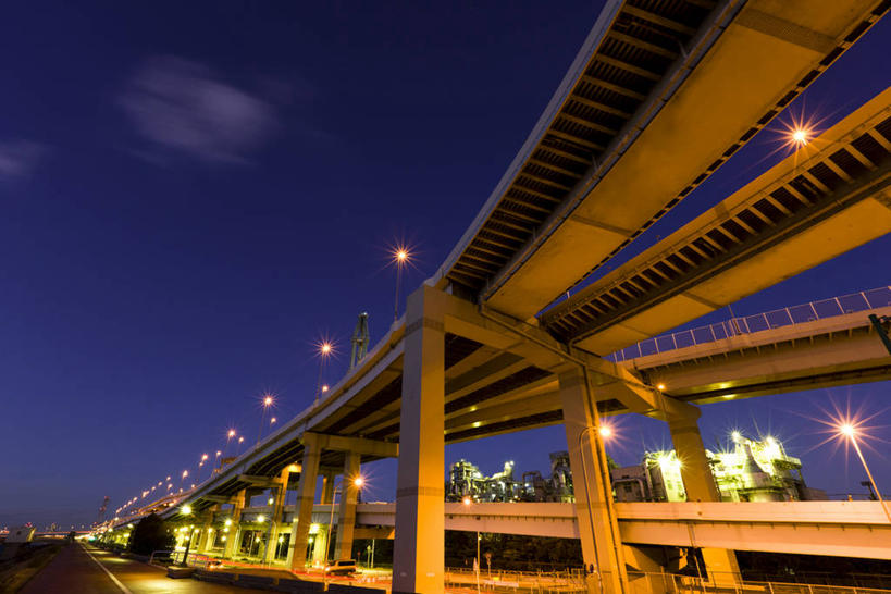 无人,横图,室外,夜晚,仰视,度假,美景,植物,城市风光,城市,大桥,路灯,桥梁,照明,东京,日本,亚洲,一排,许多,阴影,整齐,并列,并排,光线,影子,景观,高架,桥,灯光,分界线,停车线,很多,娱乐,灯,树,树木,排列,绿色,自然,享受,休闲,景色,放松,生长,成长,车行道,车行道分界线,照亮,照明设备,队列,标线,平行,高架桥,东亚,车行线,高架道路,跨线桥,本州,关东地方,本州岛,日本国,东京都,江户川区,彩图,低角度拍摄,东京23区